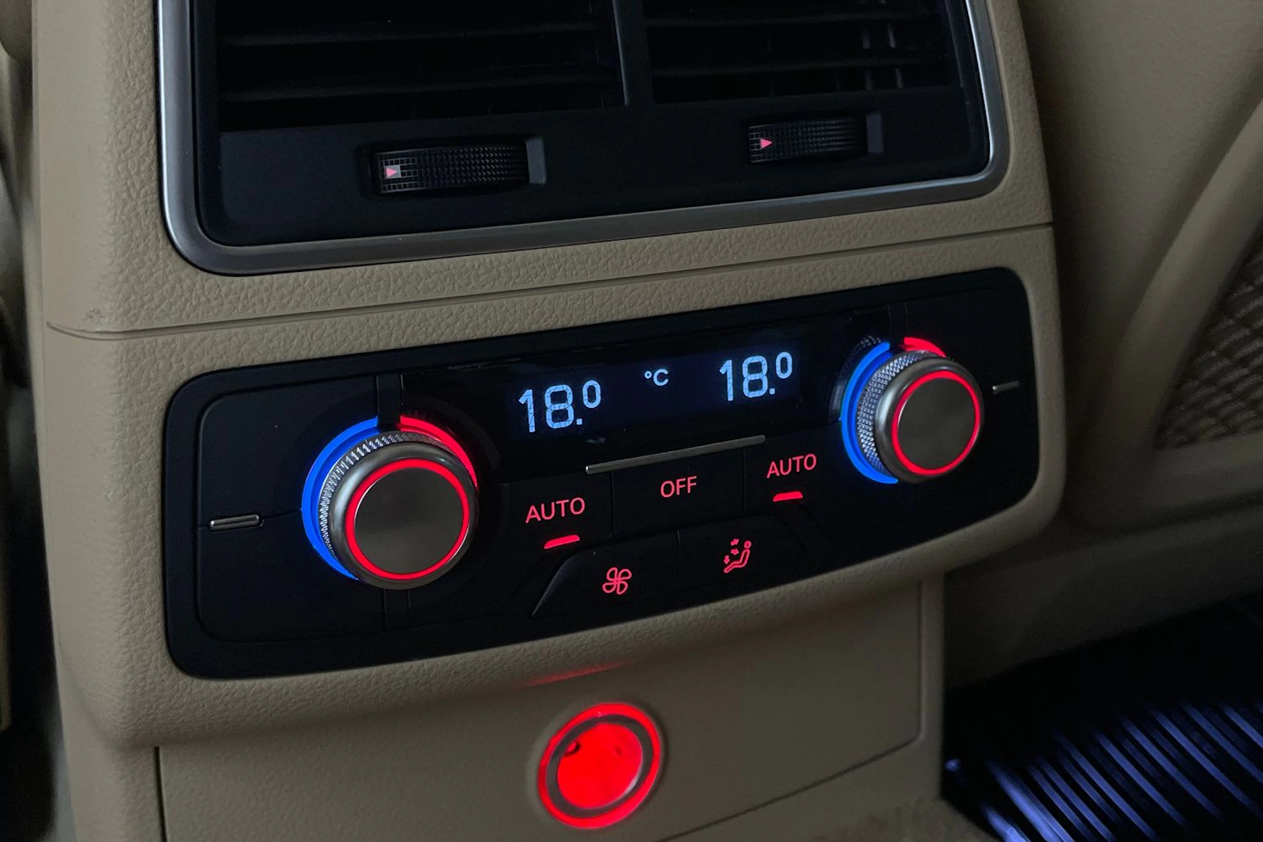 Ruskea (beige) Audi A7 2014 kuva 21.