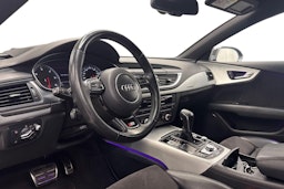 Harmaa Audi A7 2015 kuva 3.