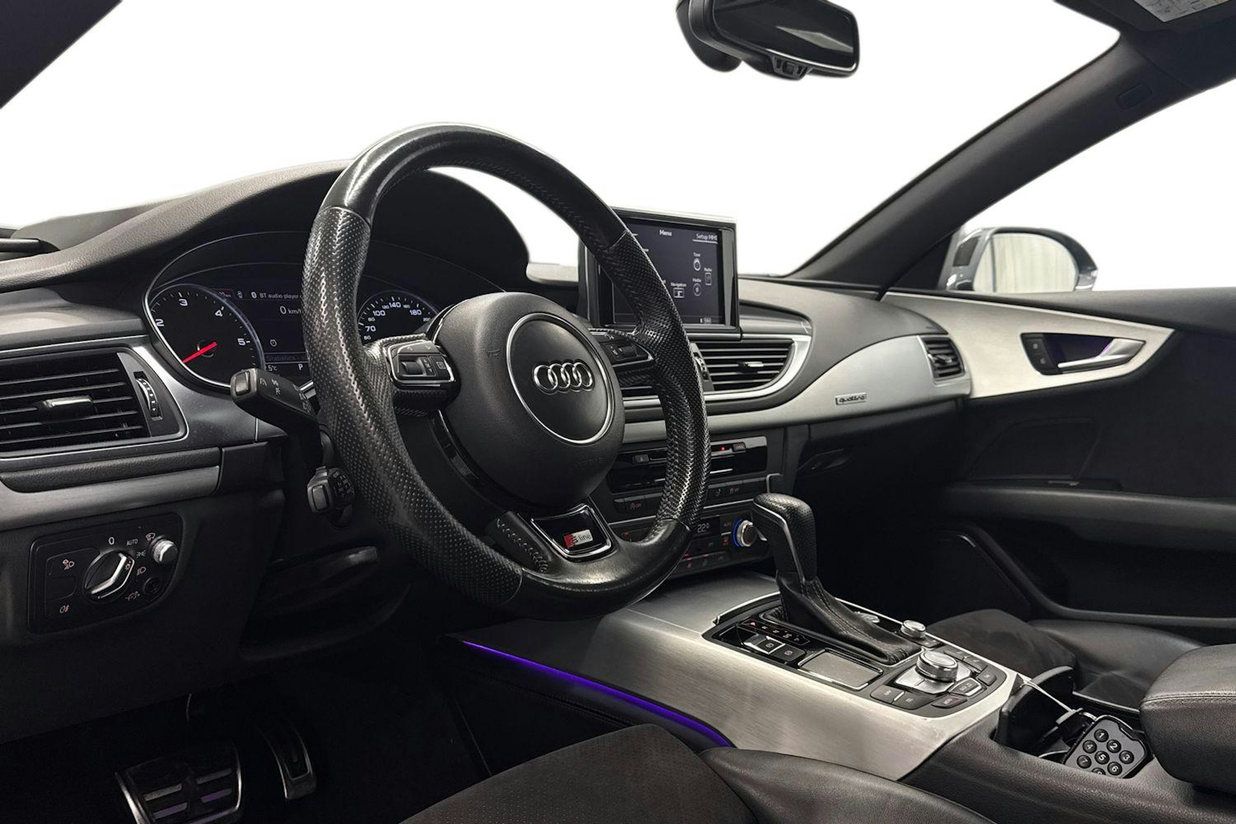 Harmaa Audi A7 2015 kuva 7.