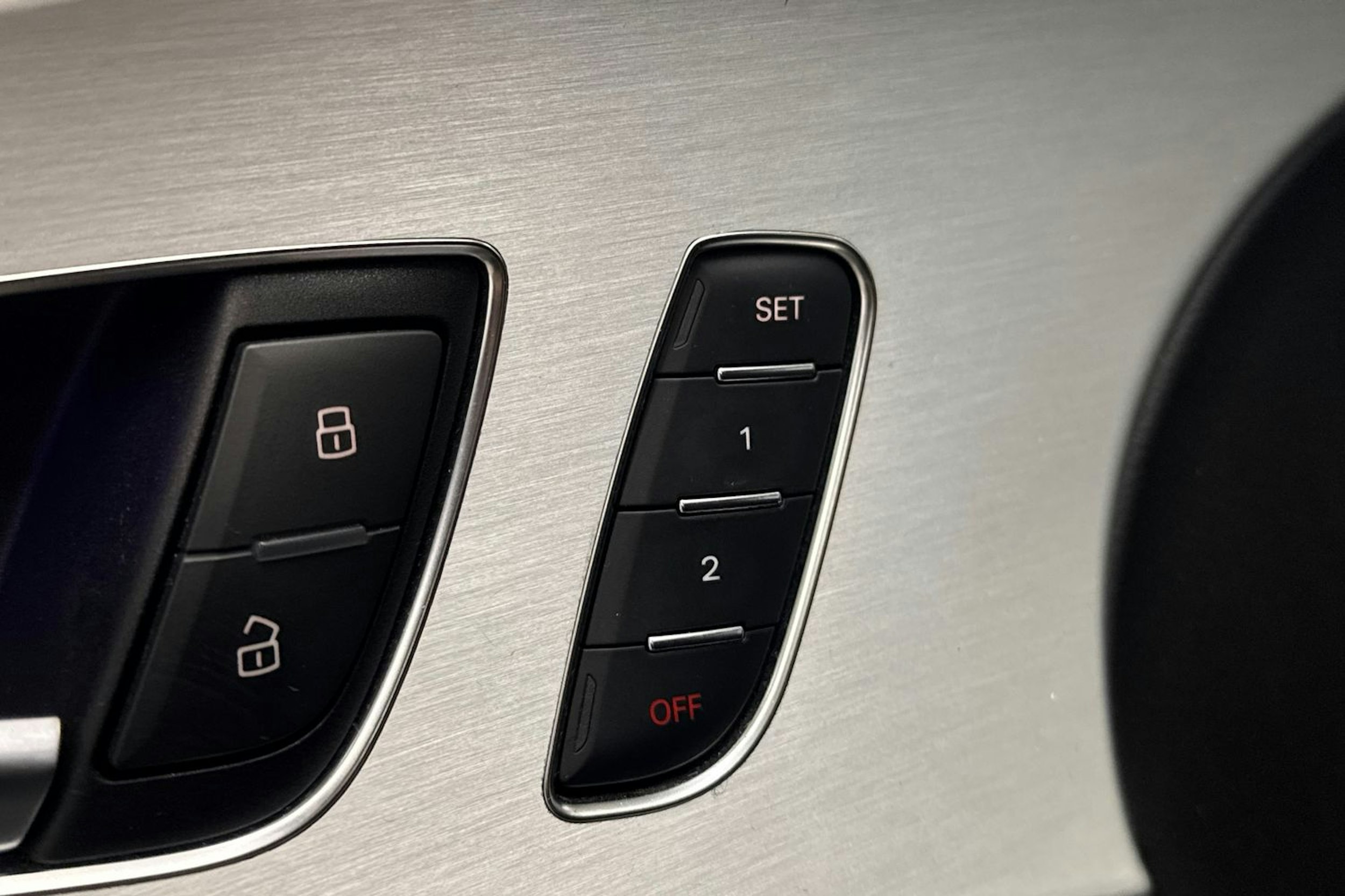 Harmaa Audi A7 2015 kuva 14.