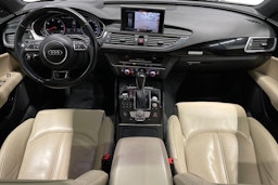 harmaa Audi A7 2015 kuva 9.