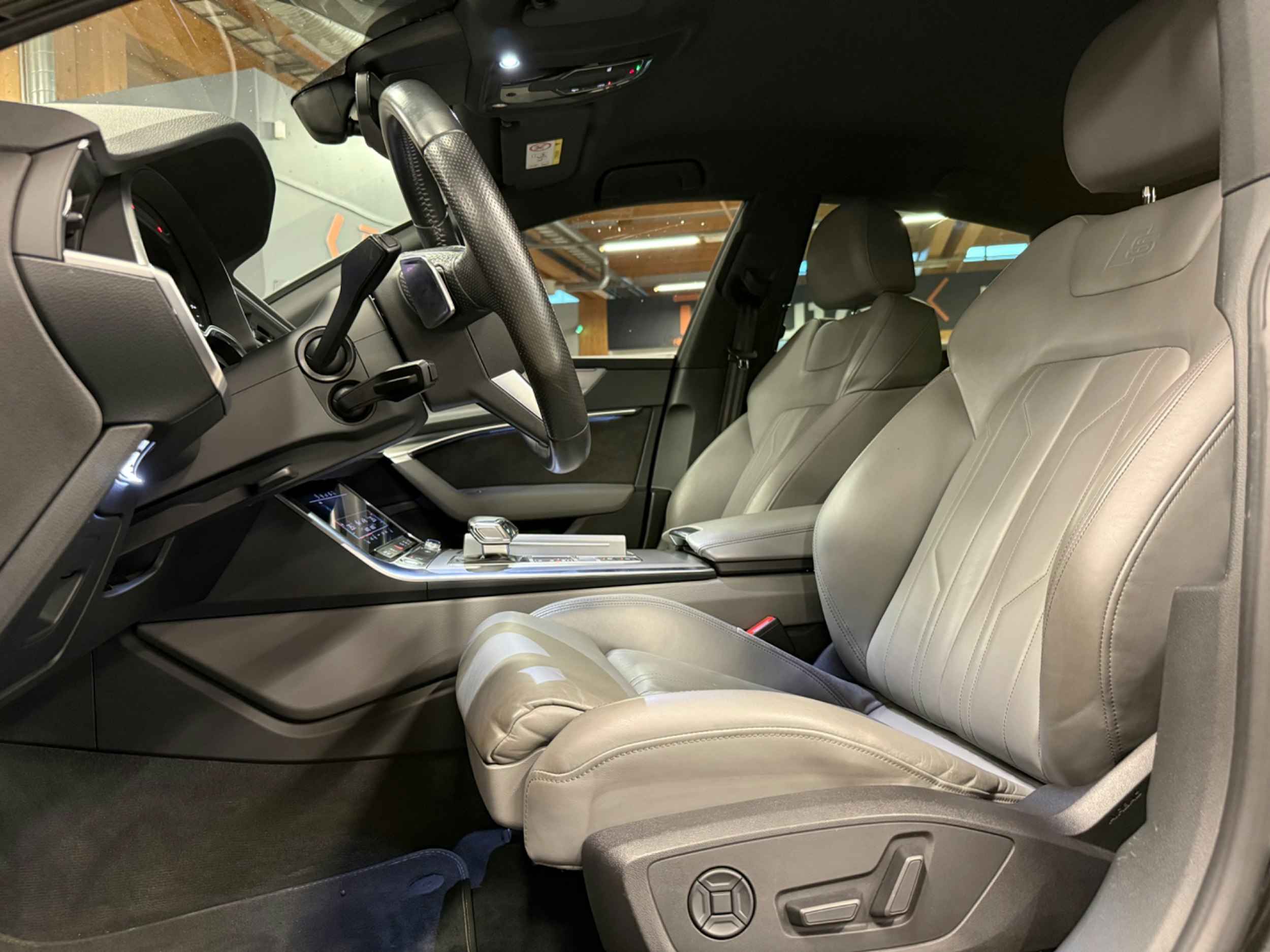 harmaa Audi A7 2019 kuva 6.