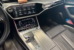 musta Audi A7 2018 kuva 6.