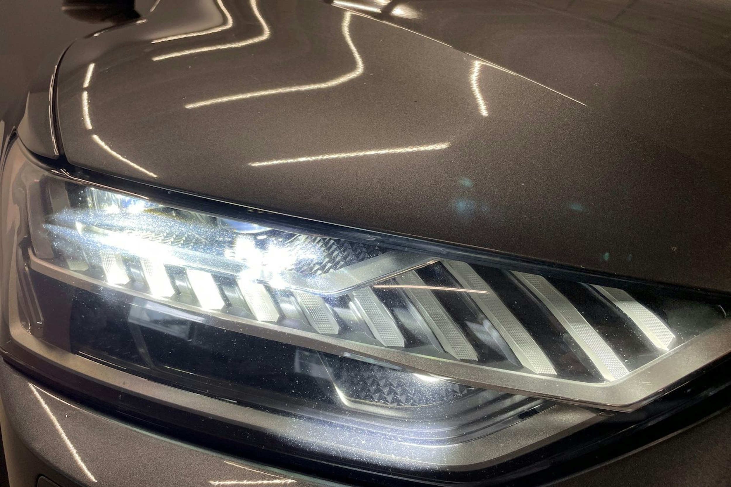 harmaa Audi A7 2018 kuva 14.