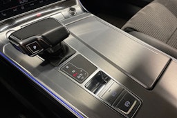 harmaa Audi A7 2018 kuva 21.