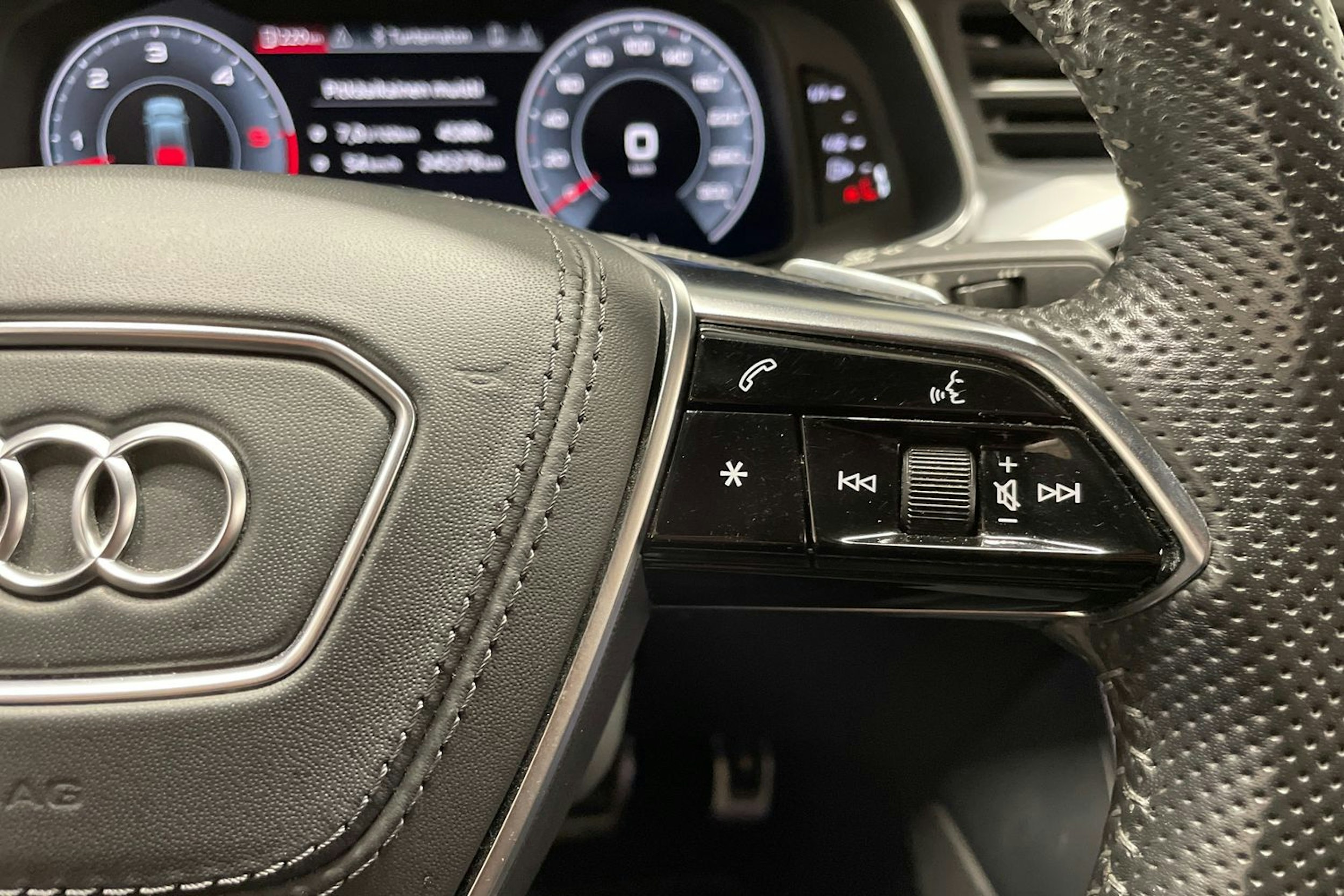 harmaa Audi A7 2018 kuva 26.