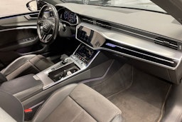 harmaa Audi A7 2018 kuva 29.