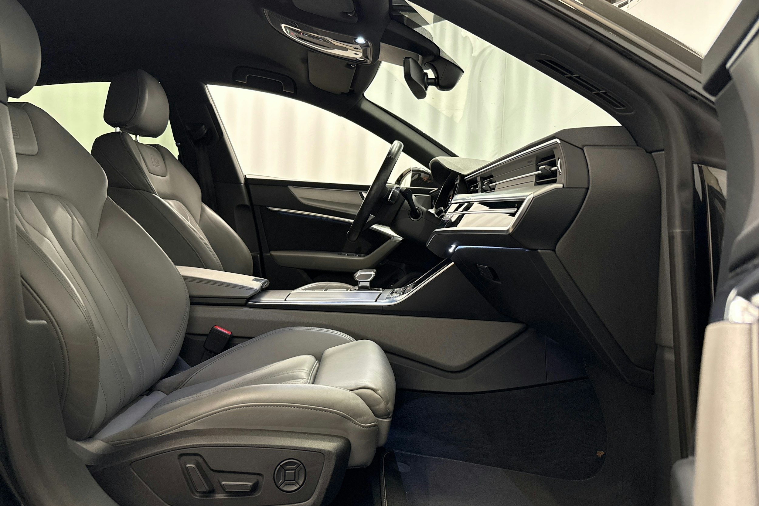 harmaa Audi A7 2019 kuva 20.