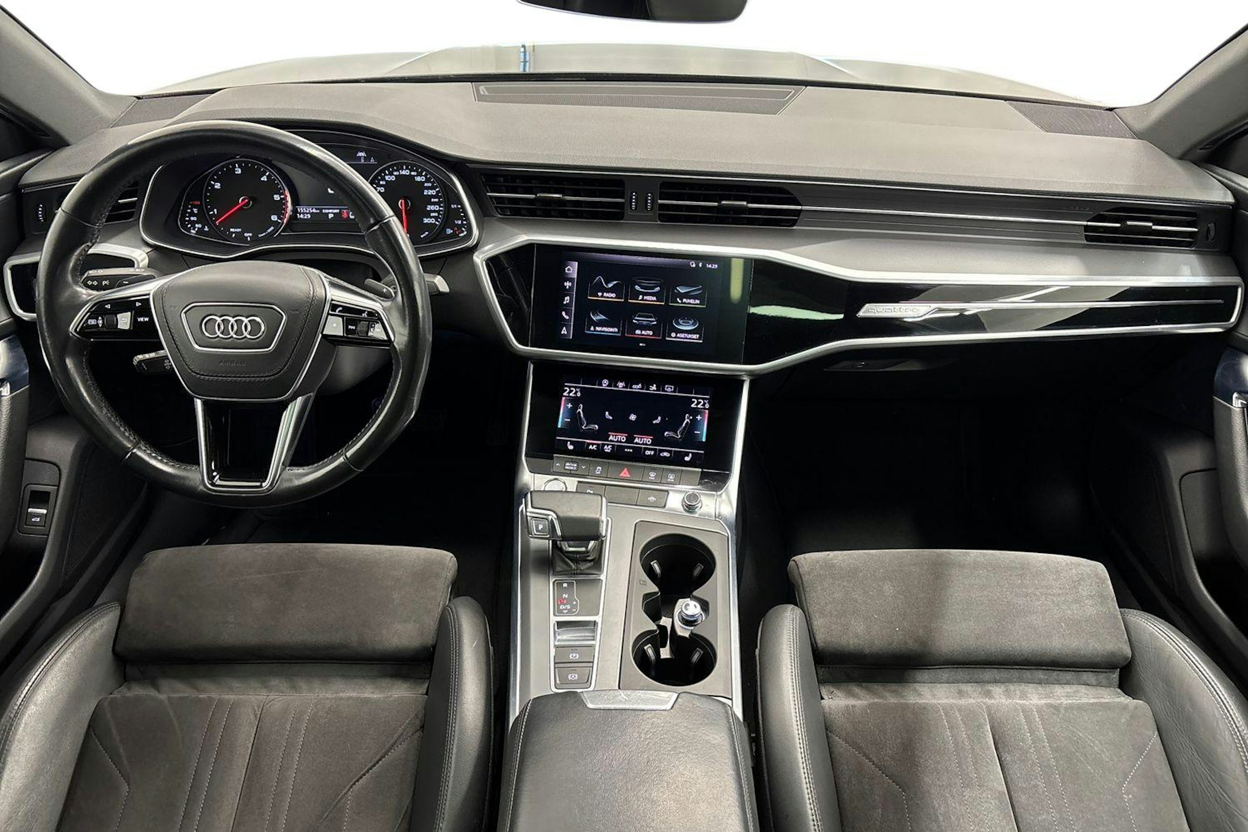 sininen Audi A7 2019 kuva 9.