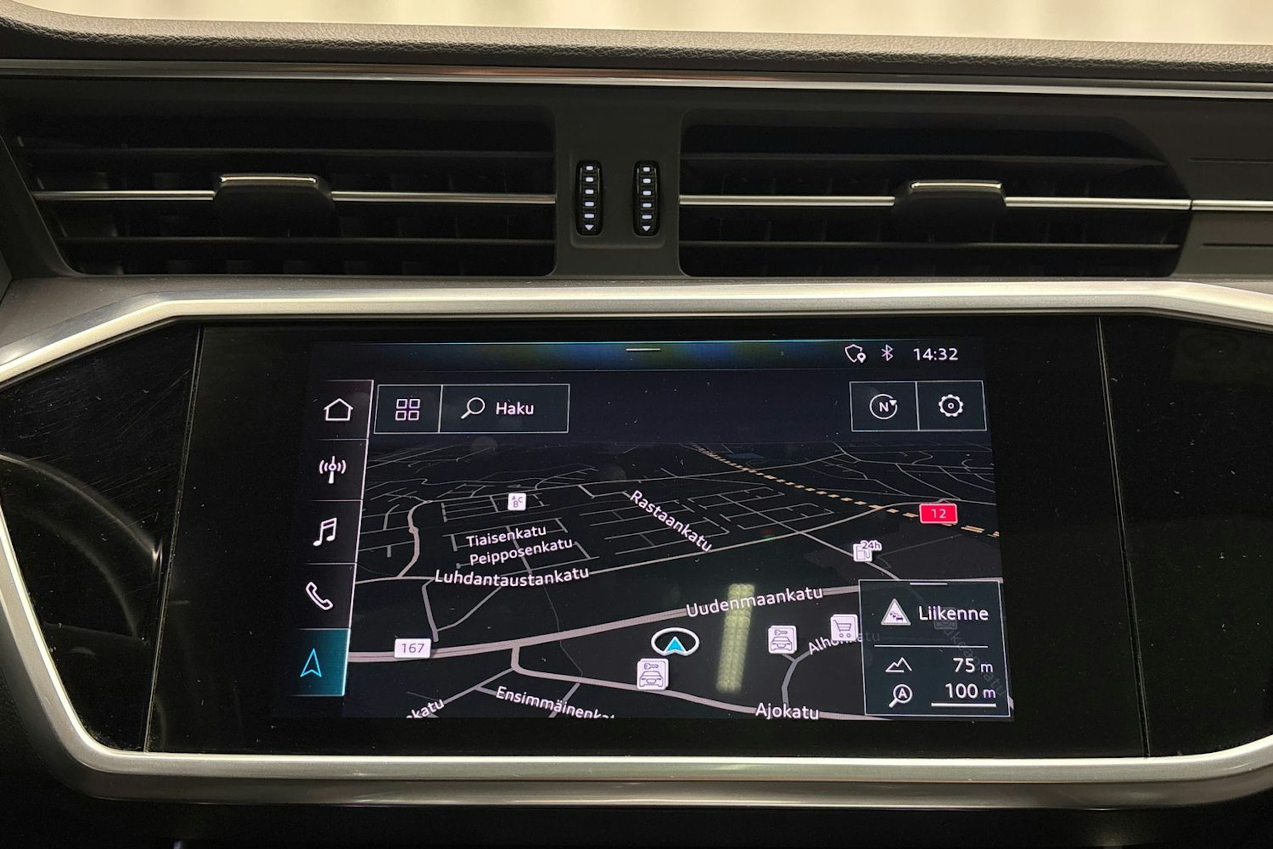 sininen Audi A7 2019 kuva 23.