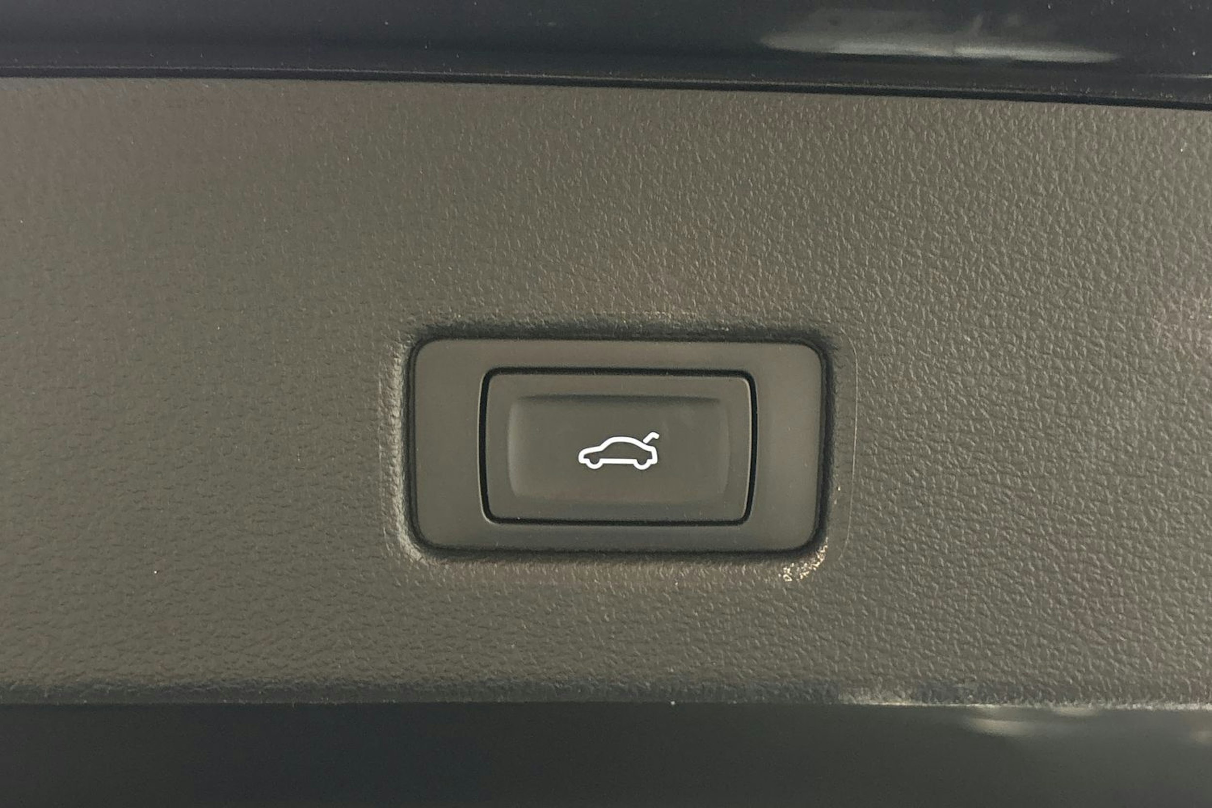 sininen Audi A7 2019 kuva 28.