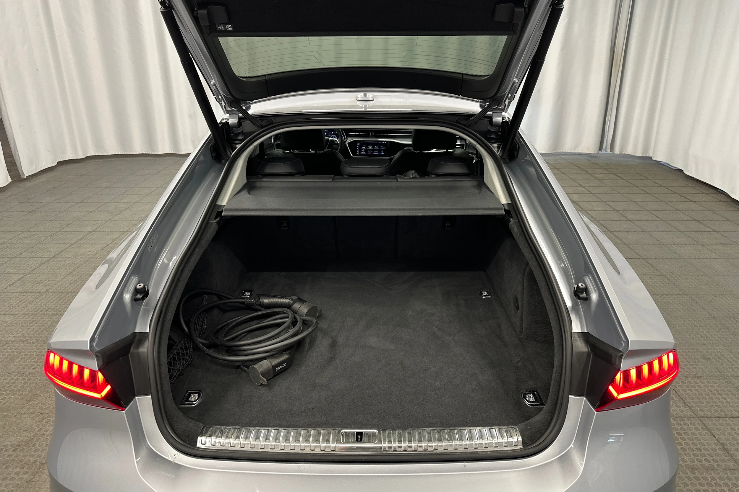hopea Audi A7 2020 kuva 28.