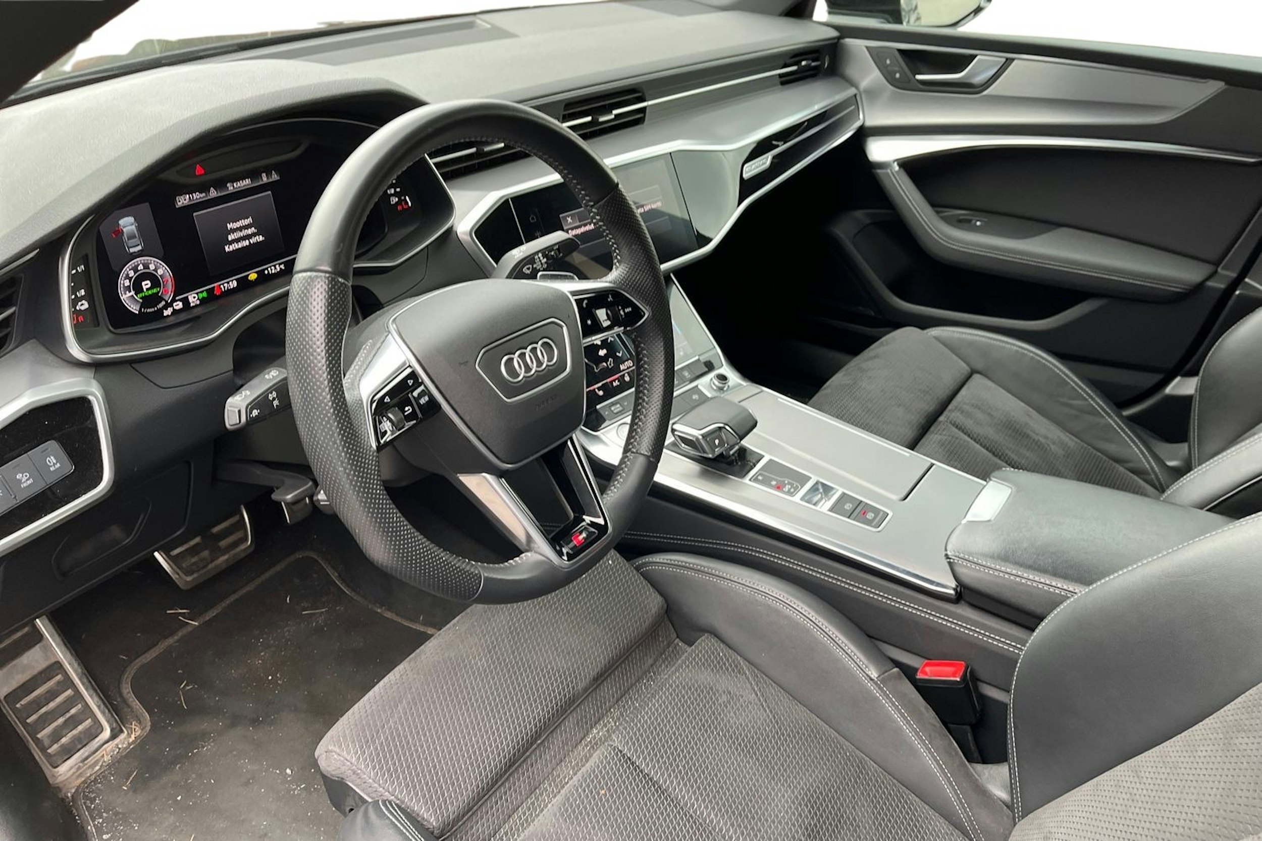 musta Audi A7 2020 kuva 3.