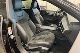 musta Audi A7 2020 kuva 15.
