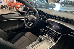musta Audi A7 2020 kuva 16.