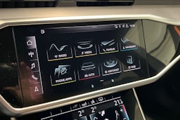 musta Audi A7 2020 kuva 19.