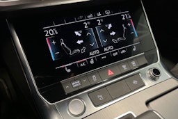 musta Audi A7 2020 kuva 27.