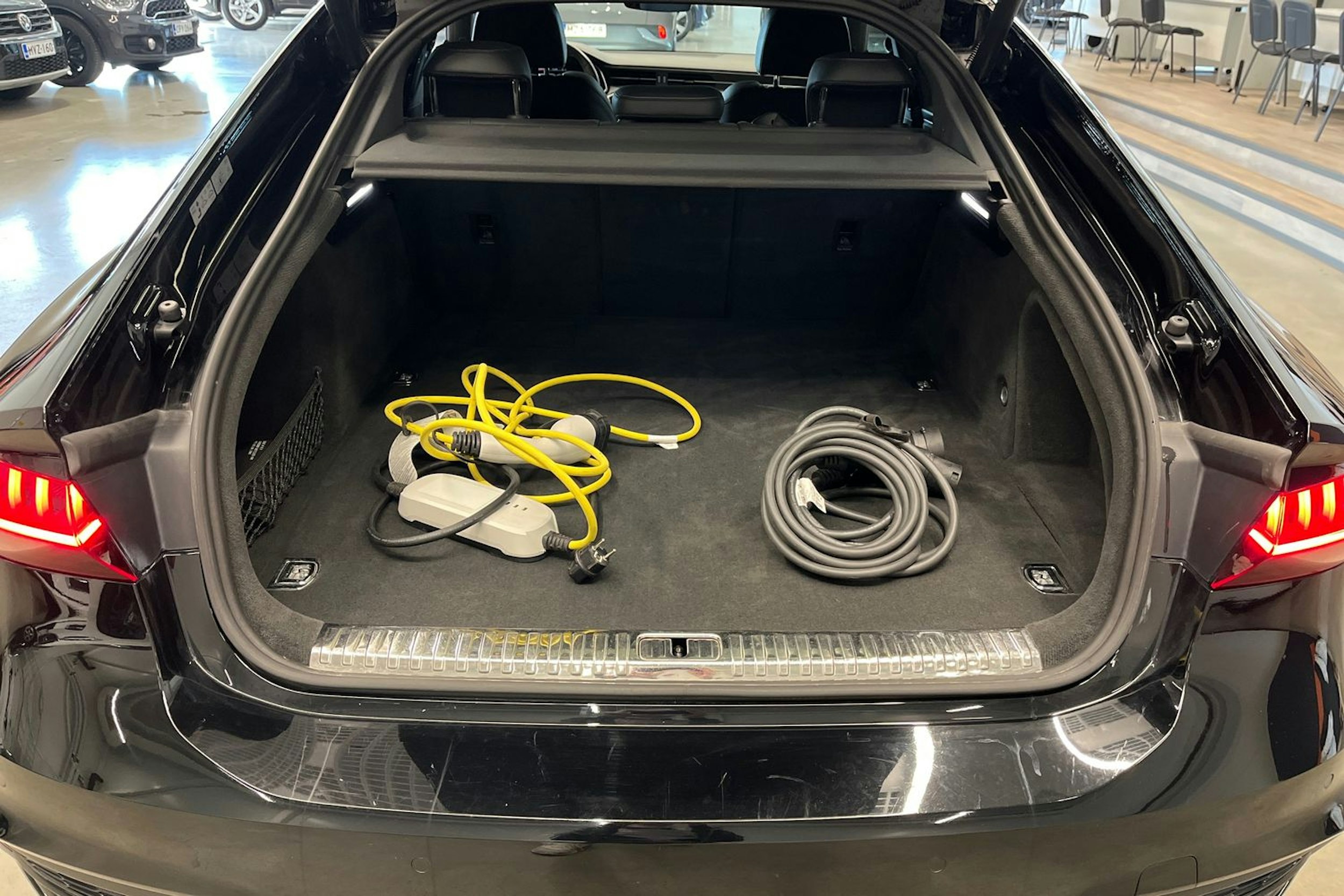 musta Audi A7 2020 kuva 31.
