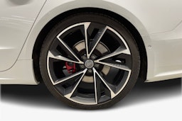 valkoinen Audi A7 2020 kuva 11.