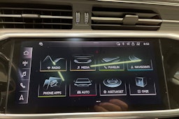 valkoinen Audi A7 2020 kuva 19.