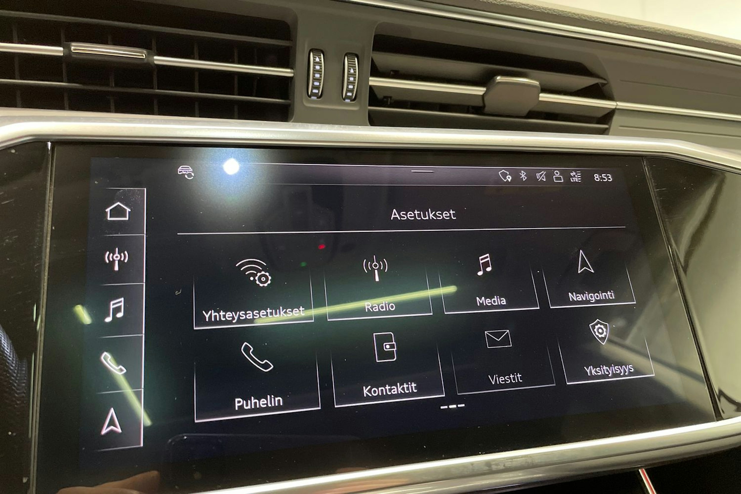 valkoinen Audi A7 2020 kuva 24.