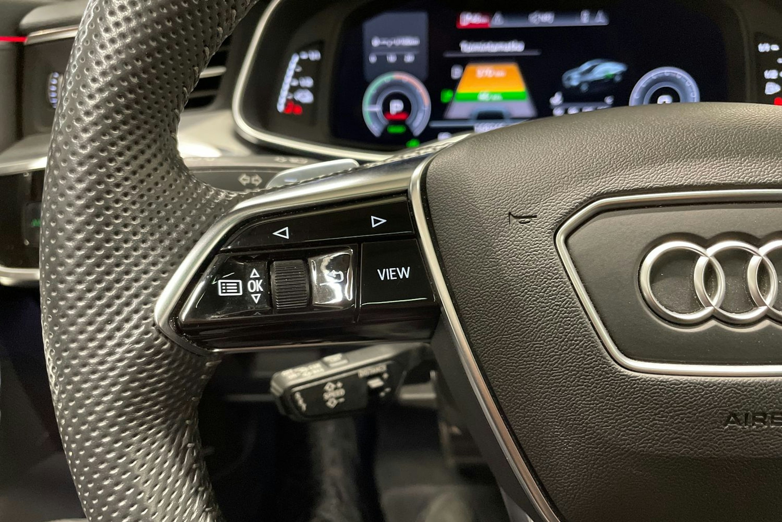 valkoinen Audi A7 2020 kuva 31.