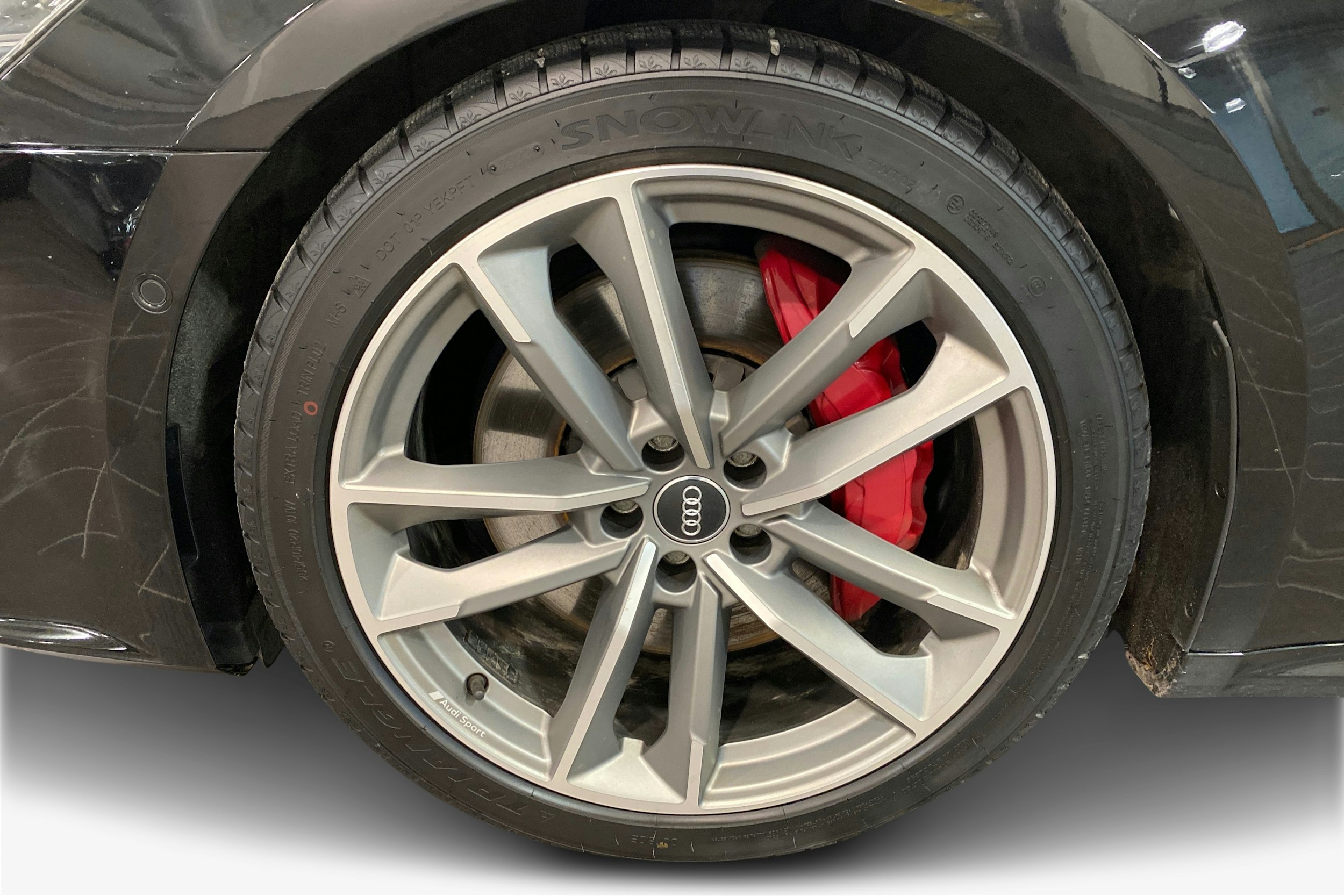 musta Audi A7 2020 kuva 11.