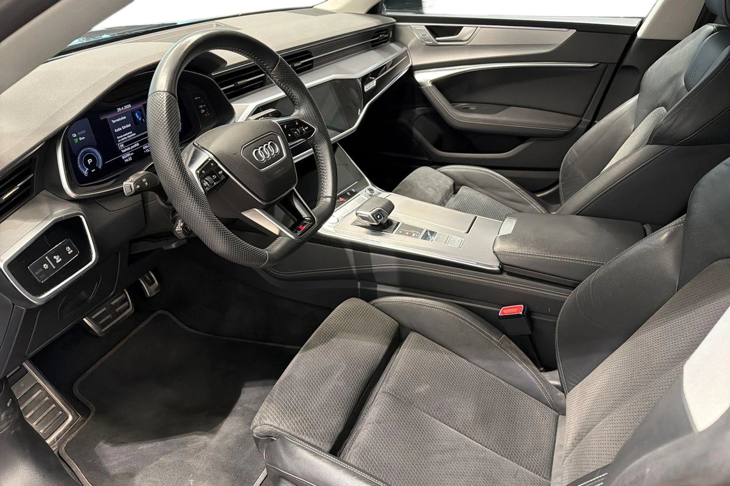 musta Audi A7 2020 kuva 8.