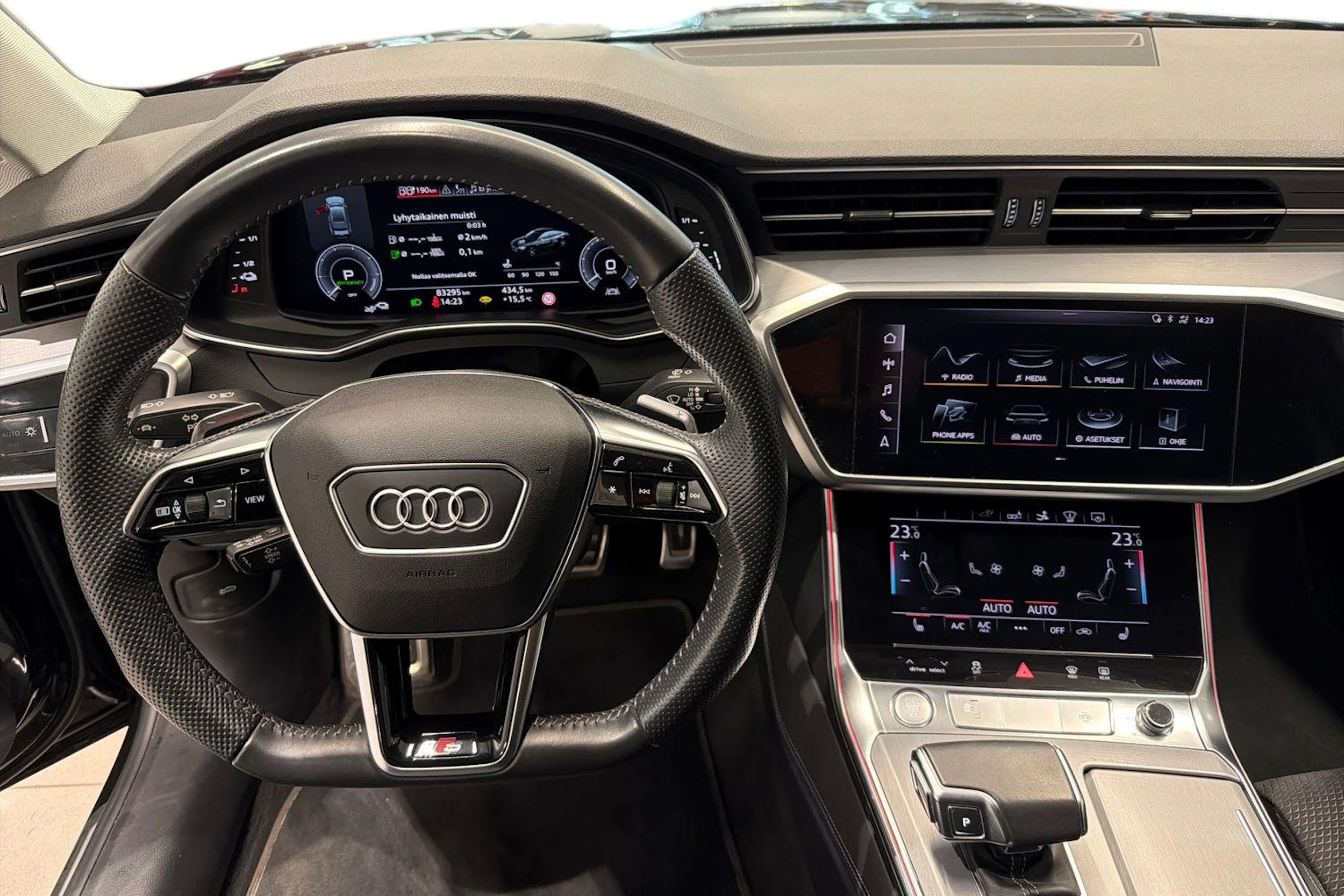 musta Audi A7 2020 kuva 9.
