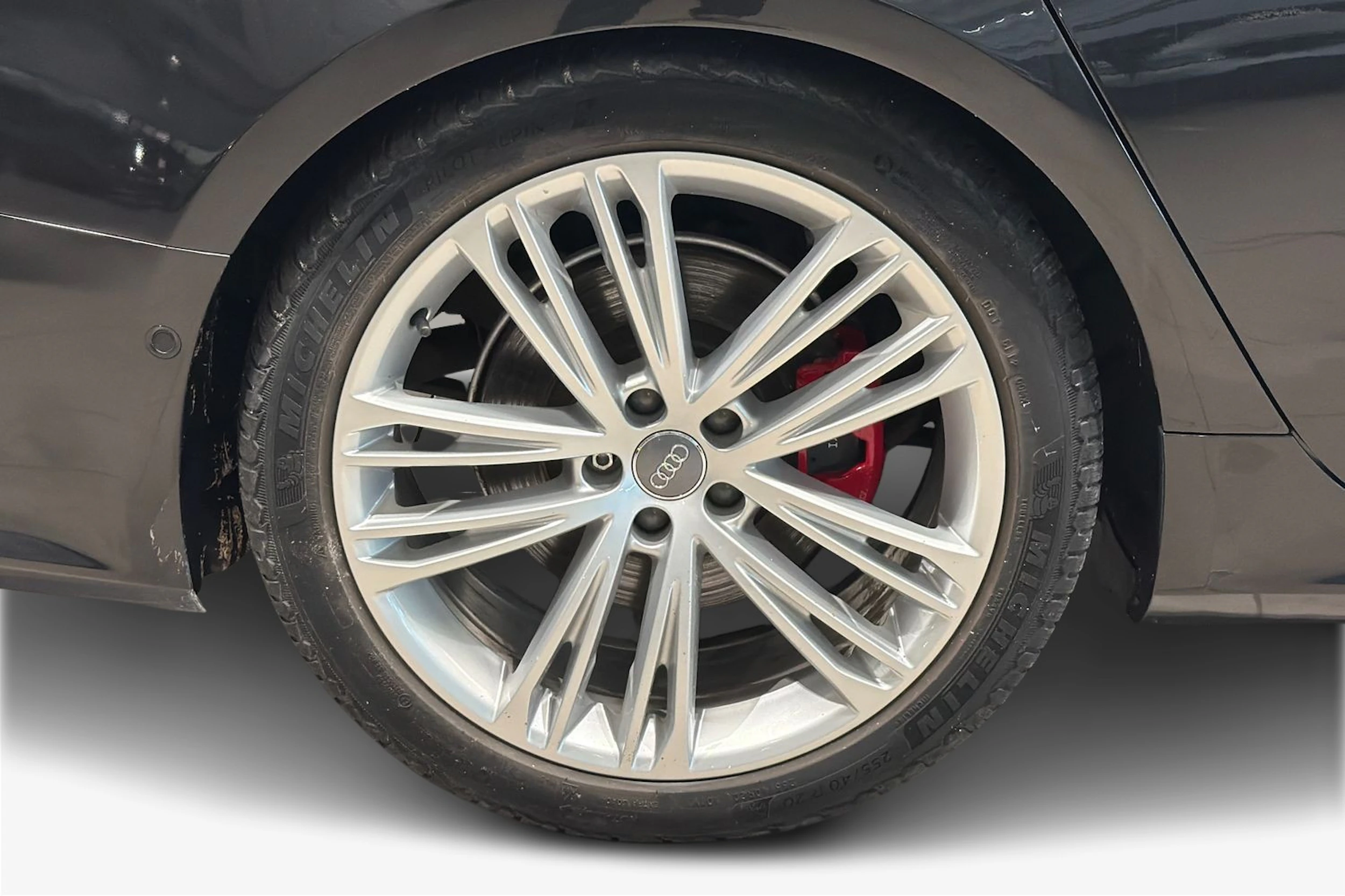 musta Audi A7 2020 kuva 12.