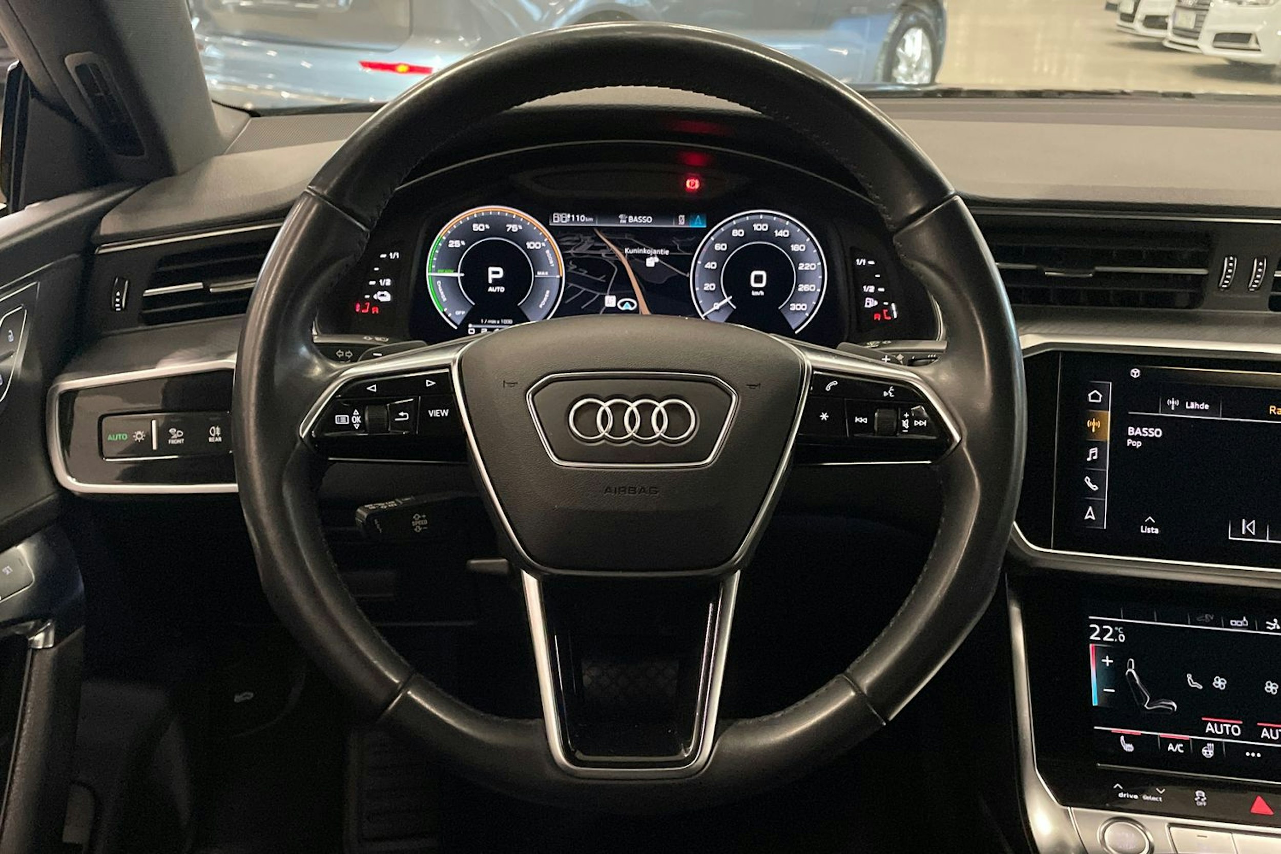 musta Audi A7 2020 kuva 14.