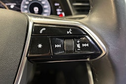 musta Audi A7 2020 kuva 16.