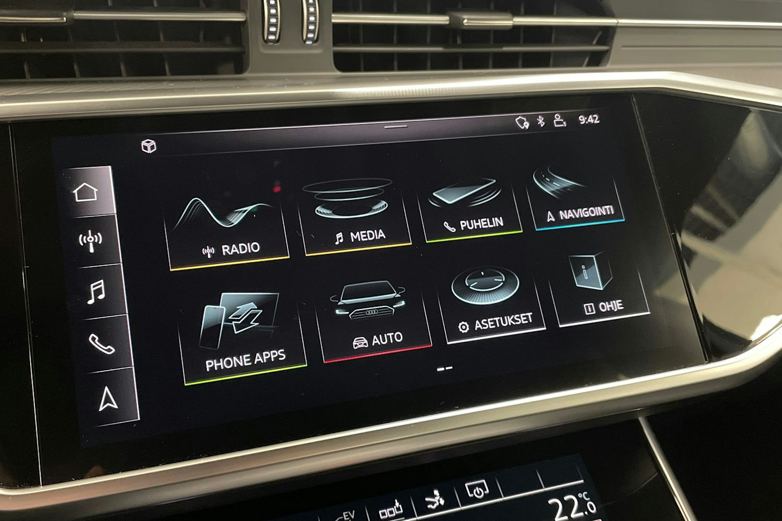 musta Audi A7 2020 kuva 22.