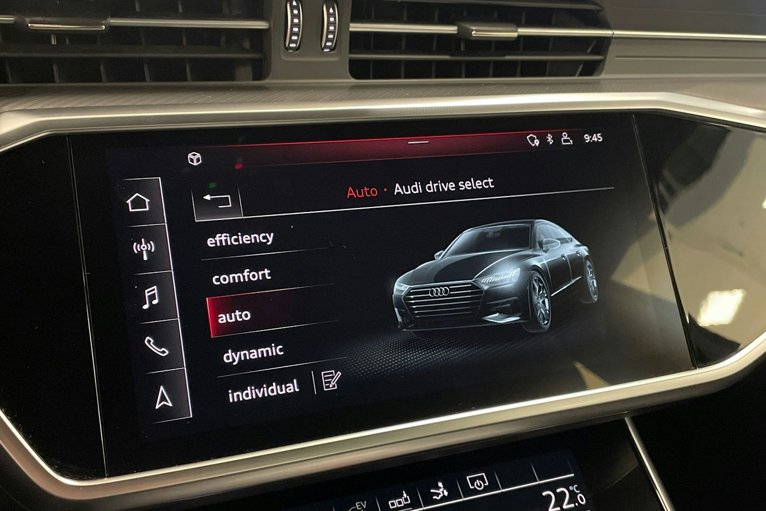 musta Audi A7 2020 kuva 25.