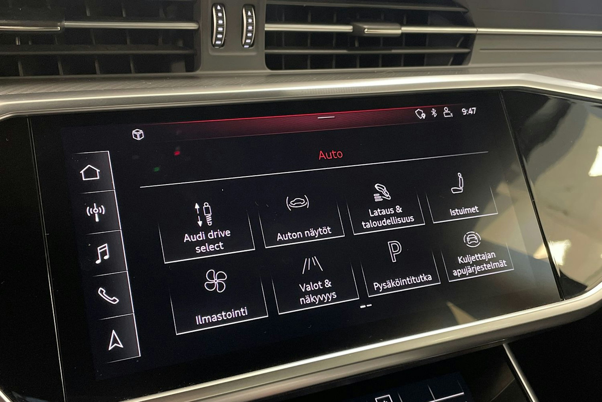 musta Audi A7 2020 kuva 26.