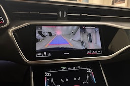 sininen Audi A7 2020 kuva 17.