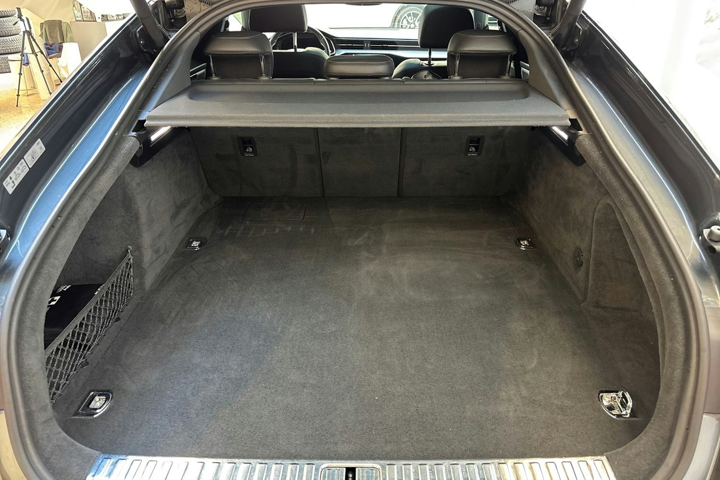 harmaa Audi A7 2020 kuva 11.