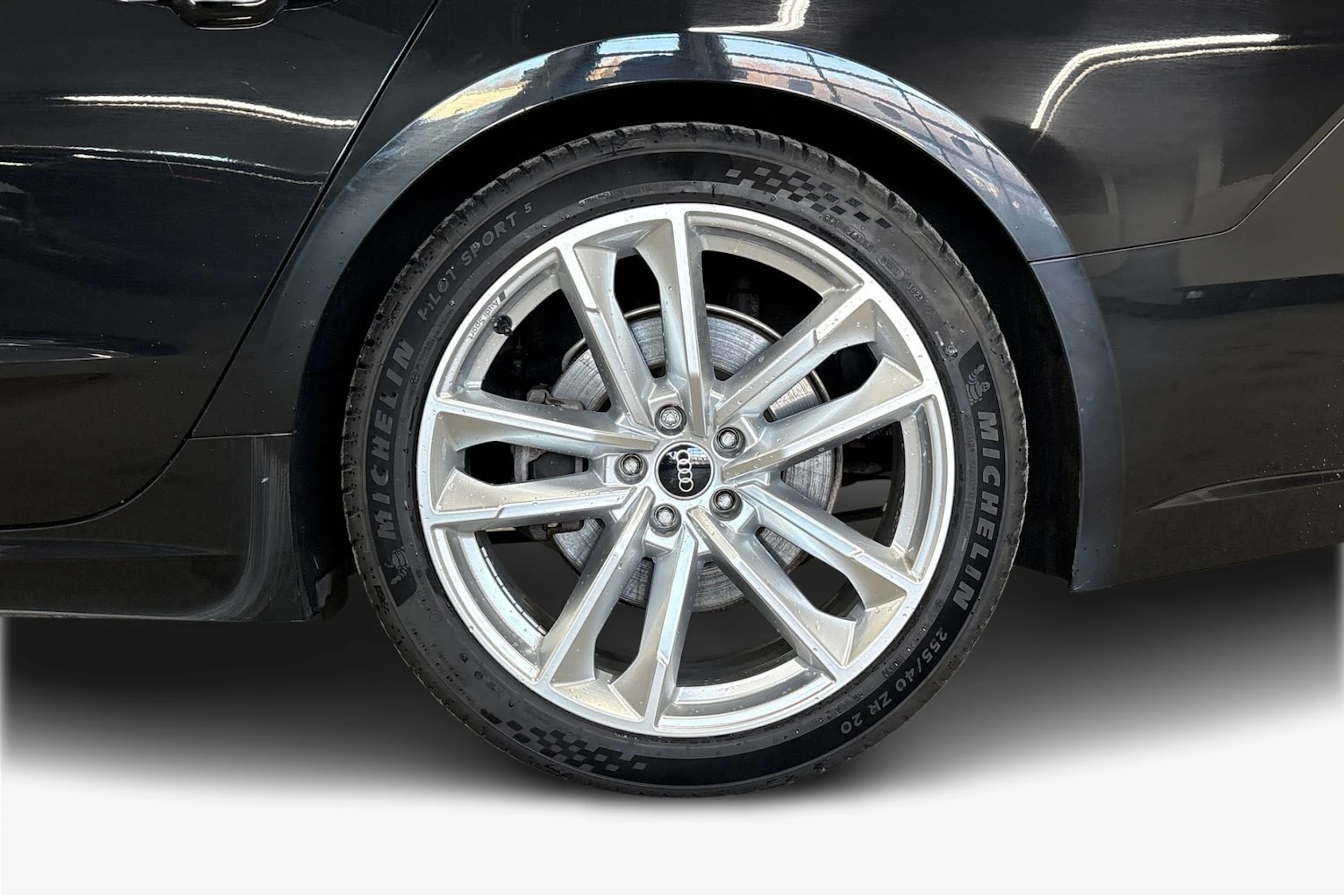 Musta Audi A7 2021 kuva 9.