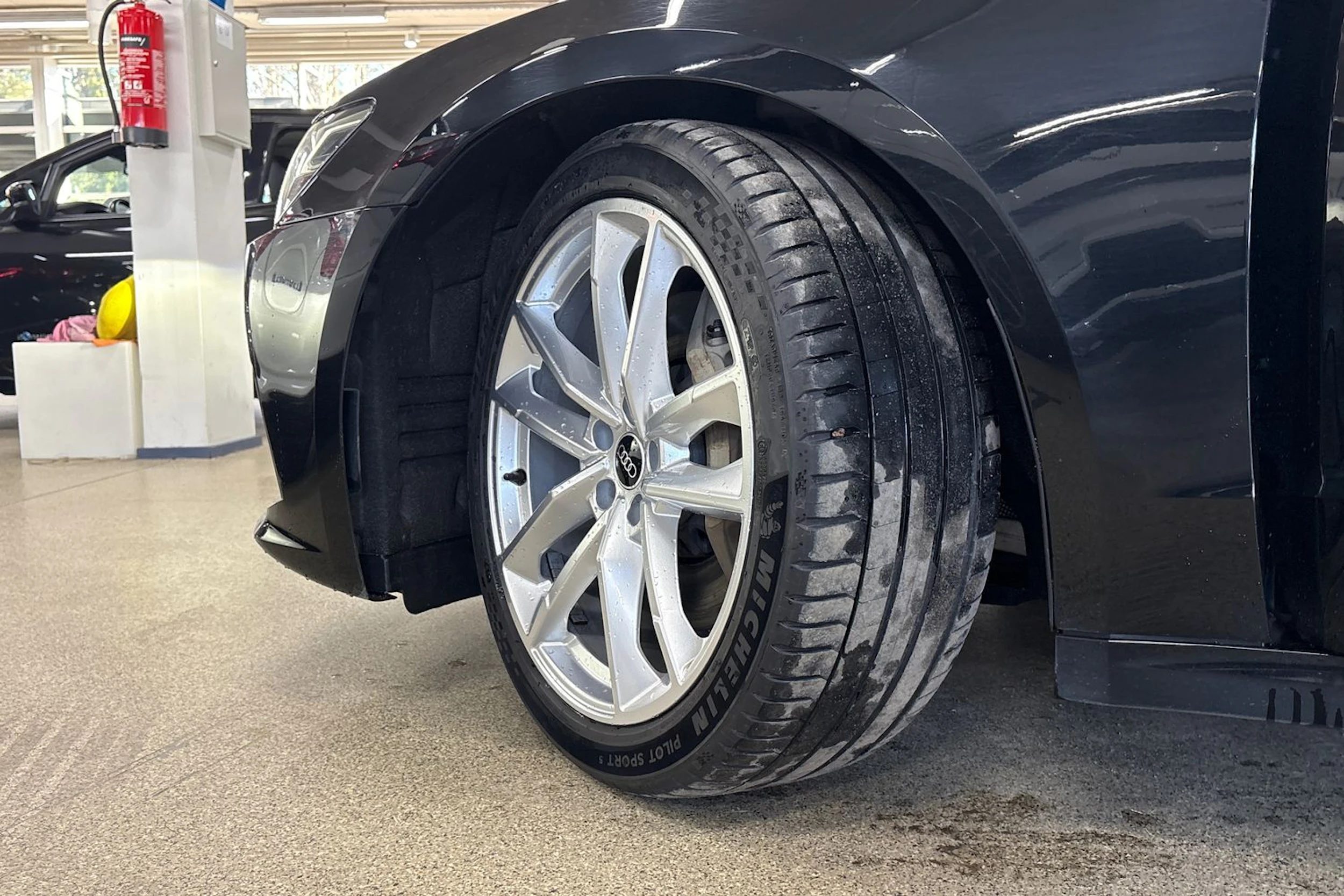 Musta Audi A7 2021 kuva 10.