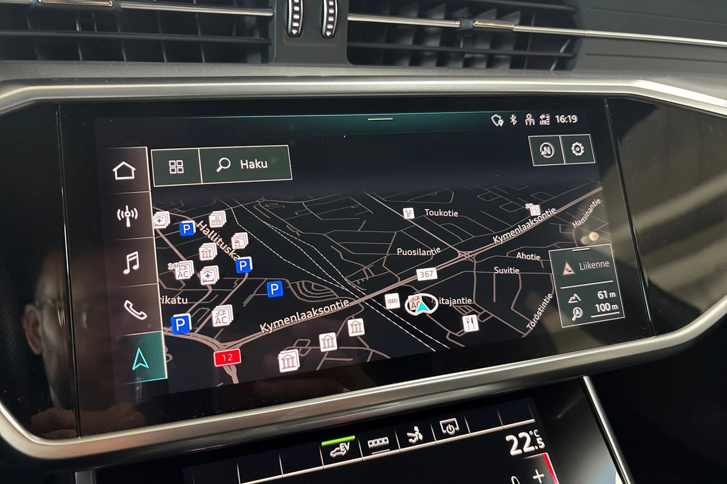 Musta Audi A7 2021 kuva 18.