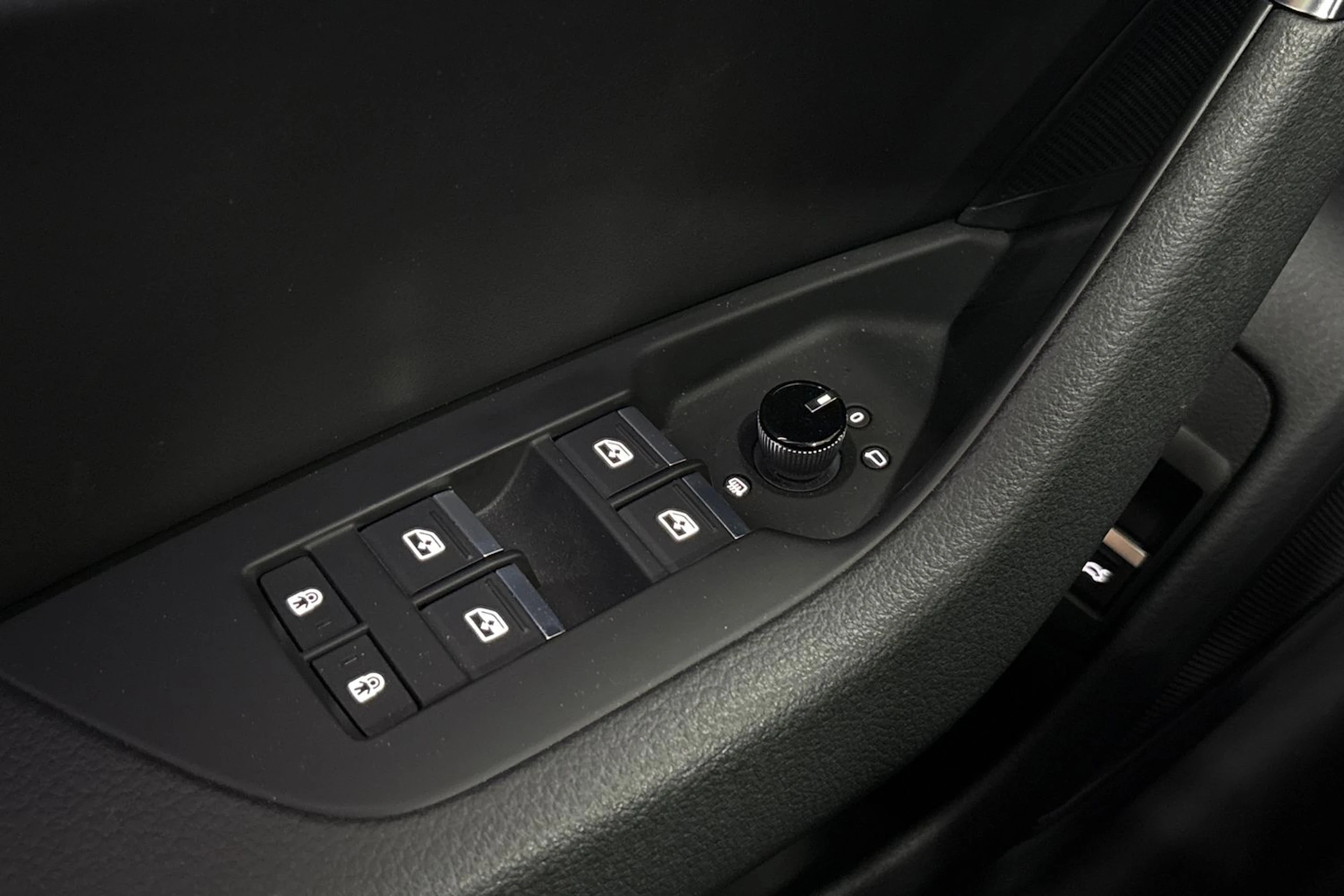 Musta Audi A7 2021 kuva 25.