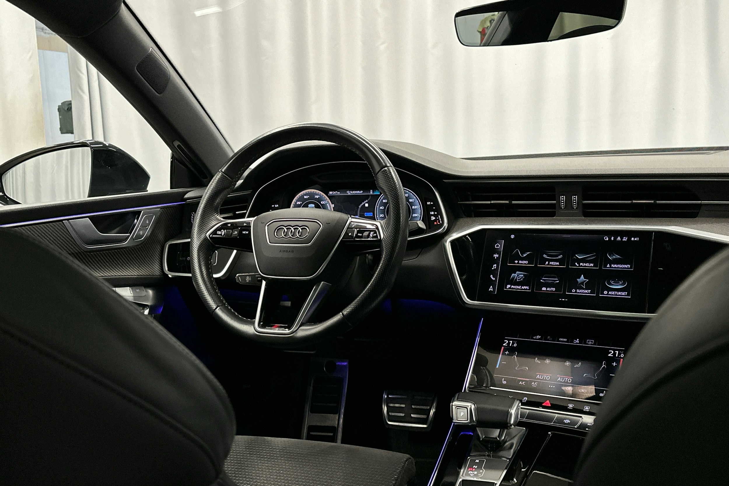 harmaa Audi A7 2021 kuva 8.