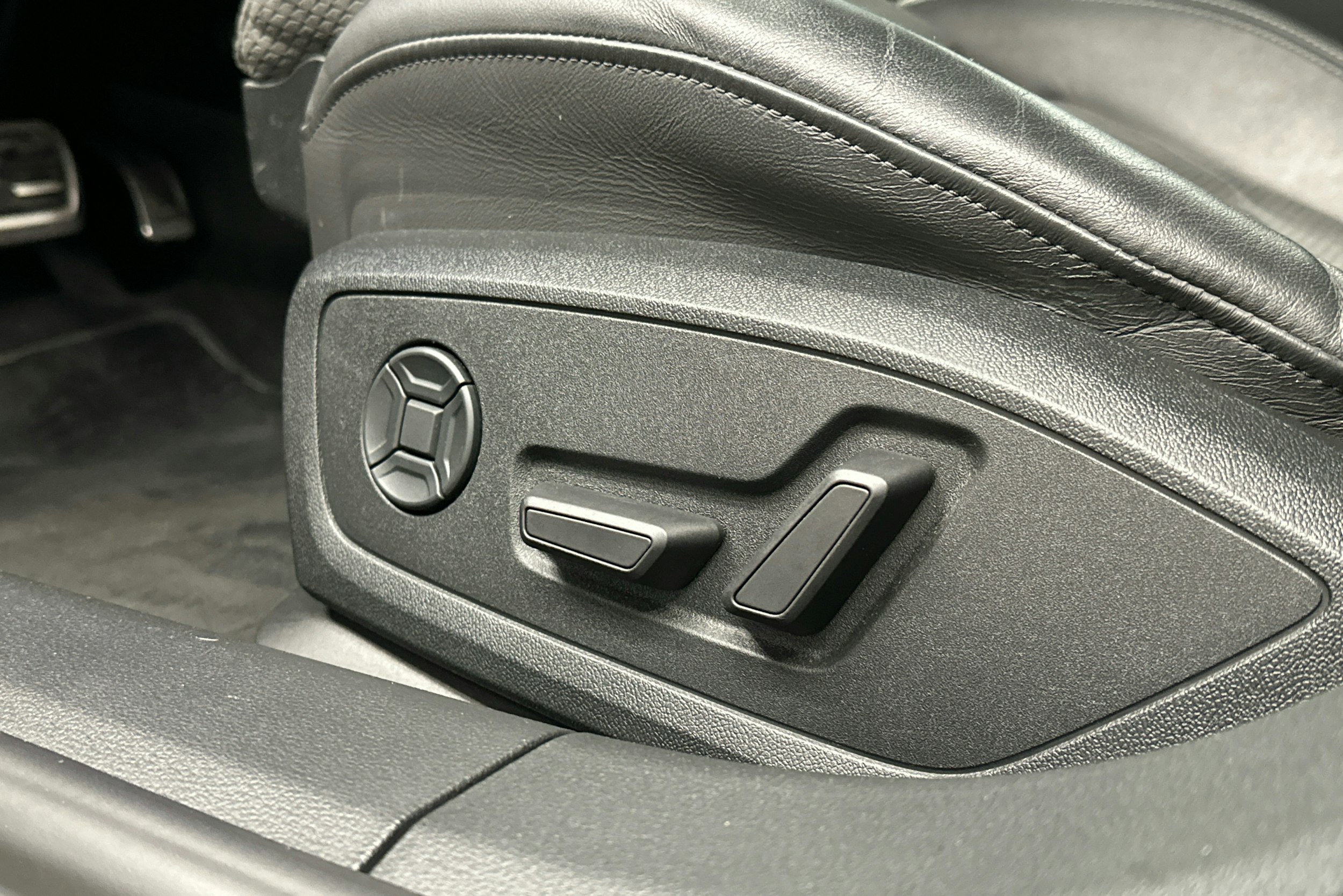 harmaa Audi A7 2021 kuva 21.
