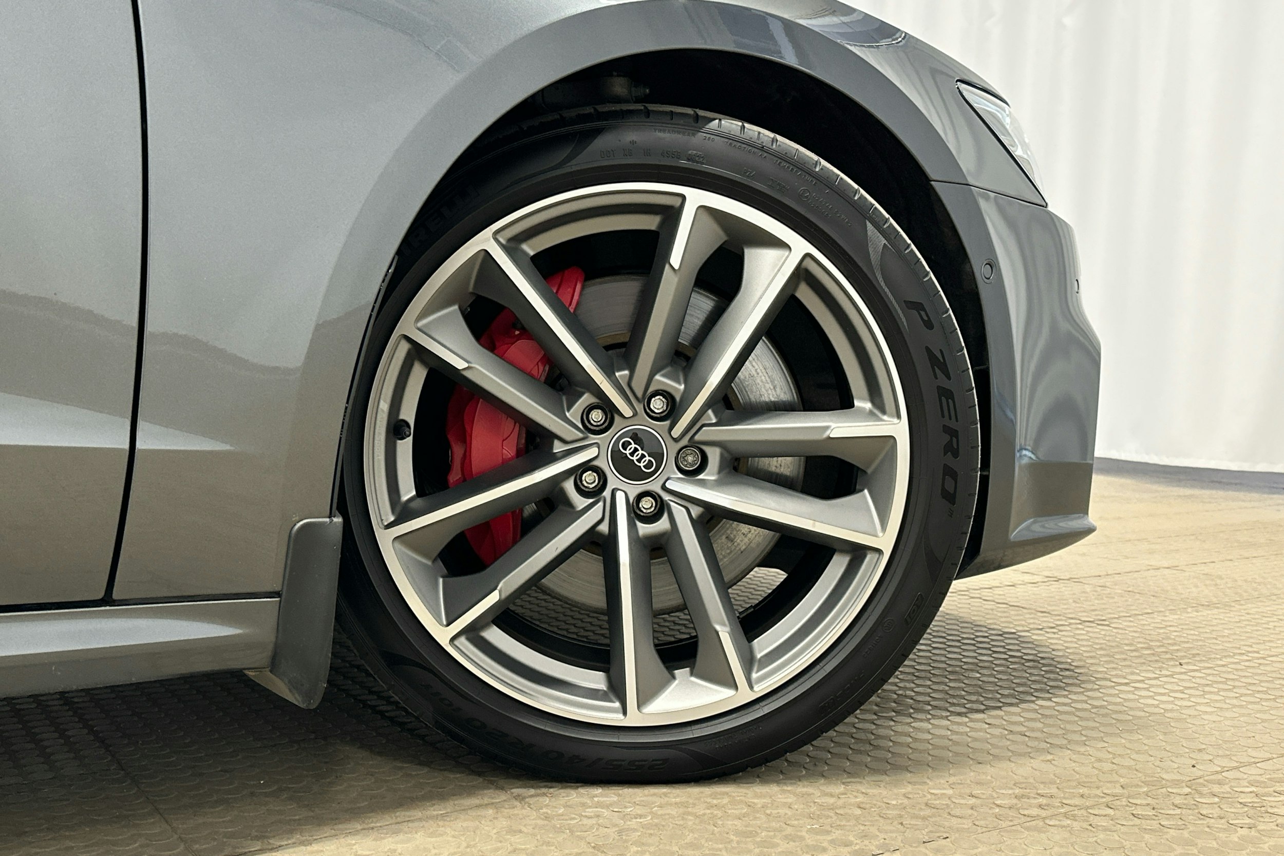 harmaa Audi A7 2021 kuva 28.