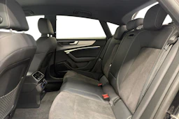 musta Audi A7 2021 kuva 8.