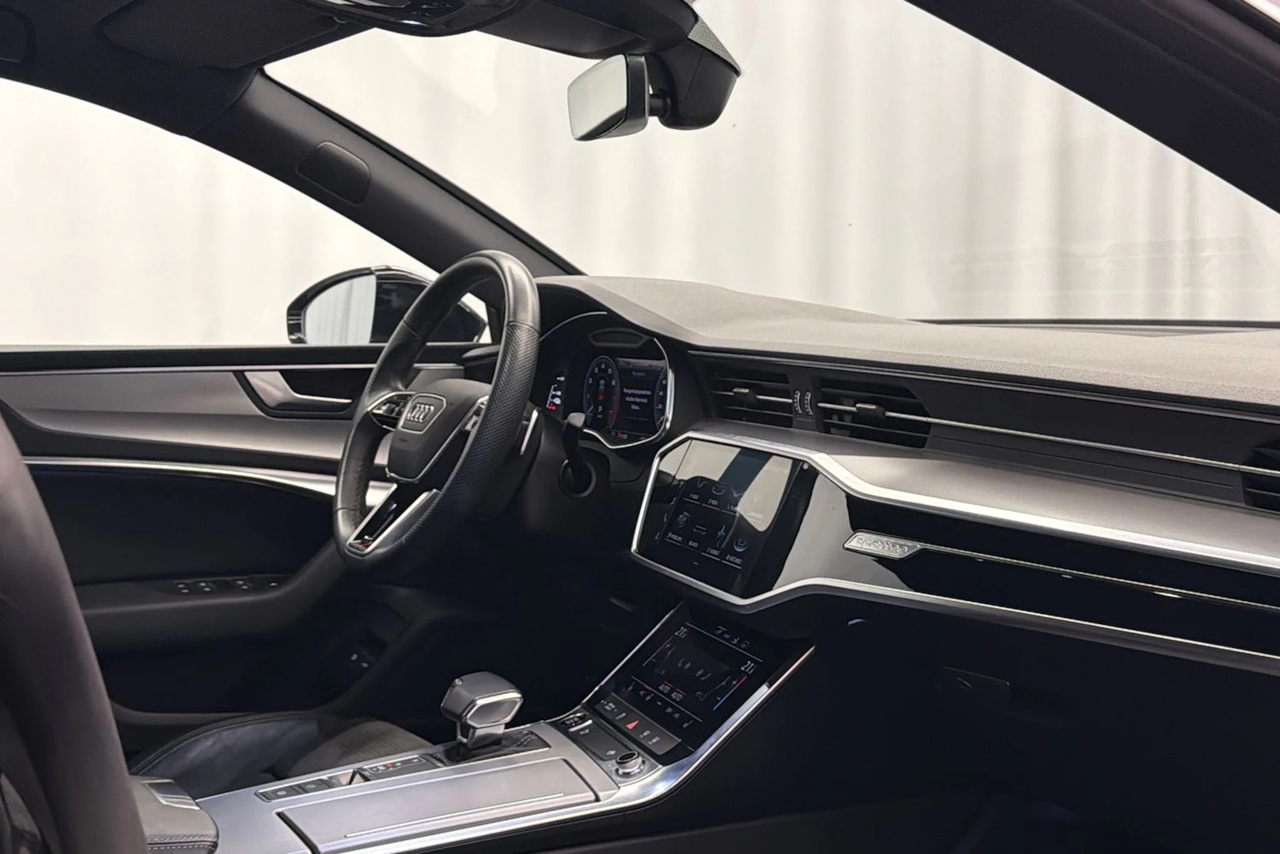 musta Audi A7 2021 kuva 12.