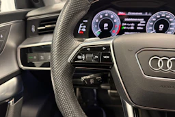 musta Audi A7 2021 kuva 24.