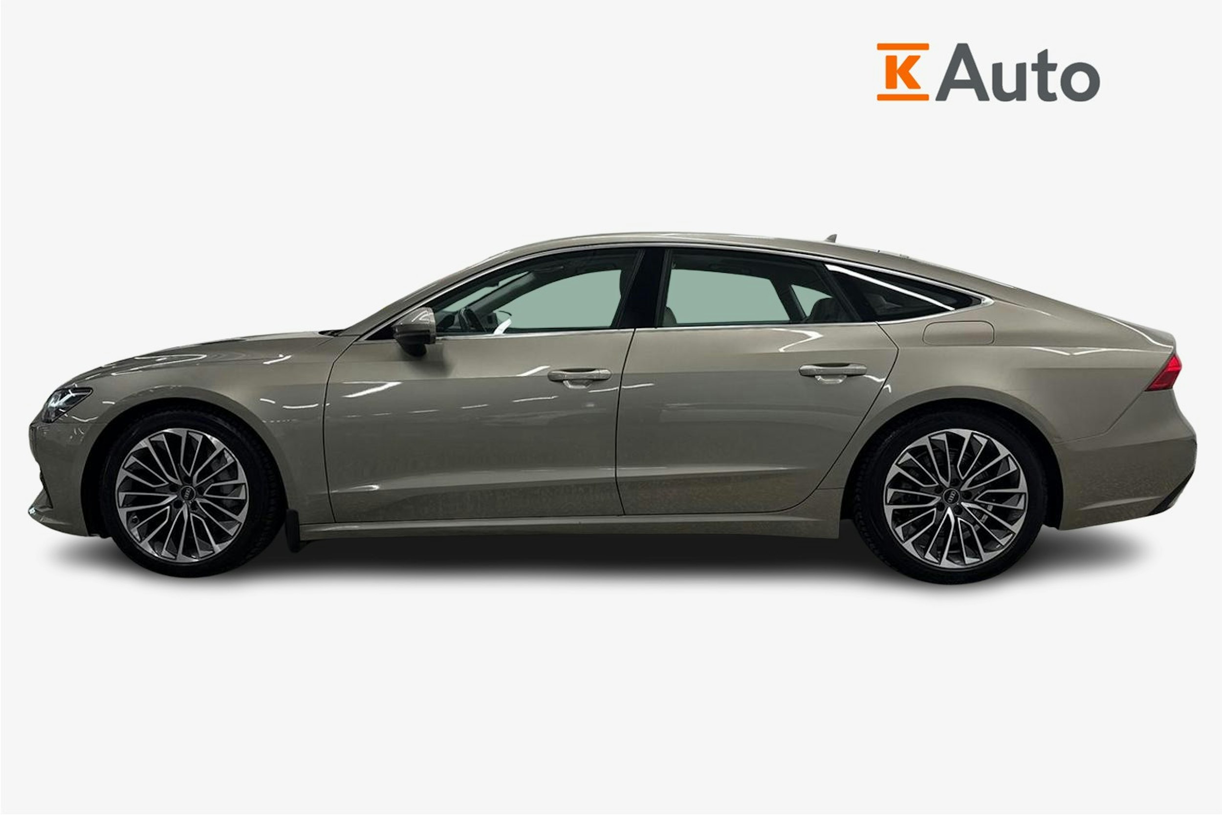 Ruskea (beige) Audi A7 2021 kuva 6.