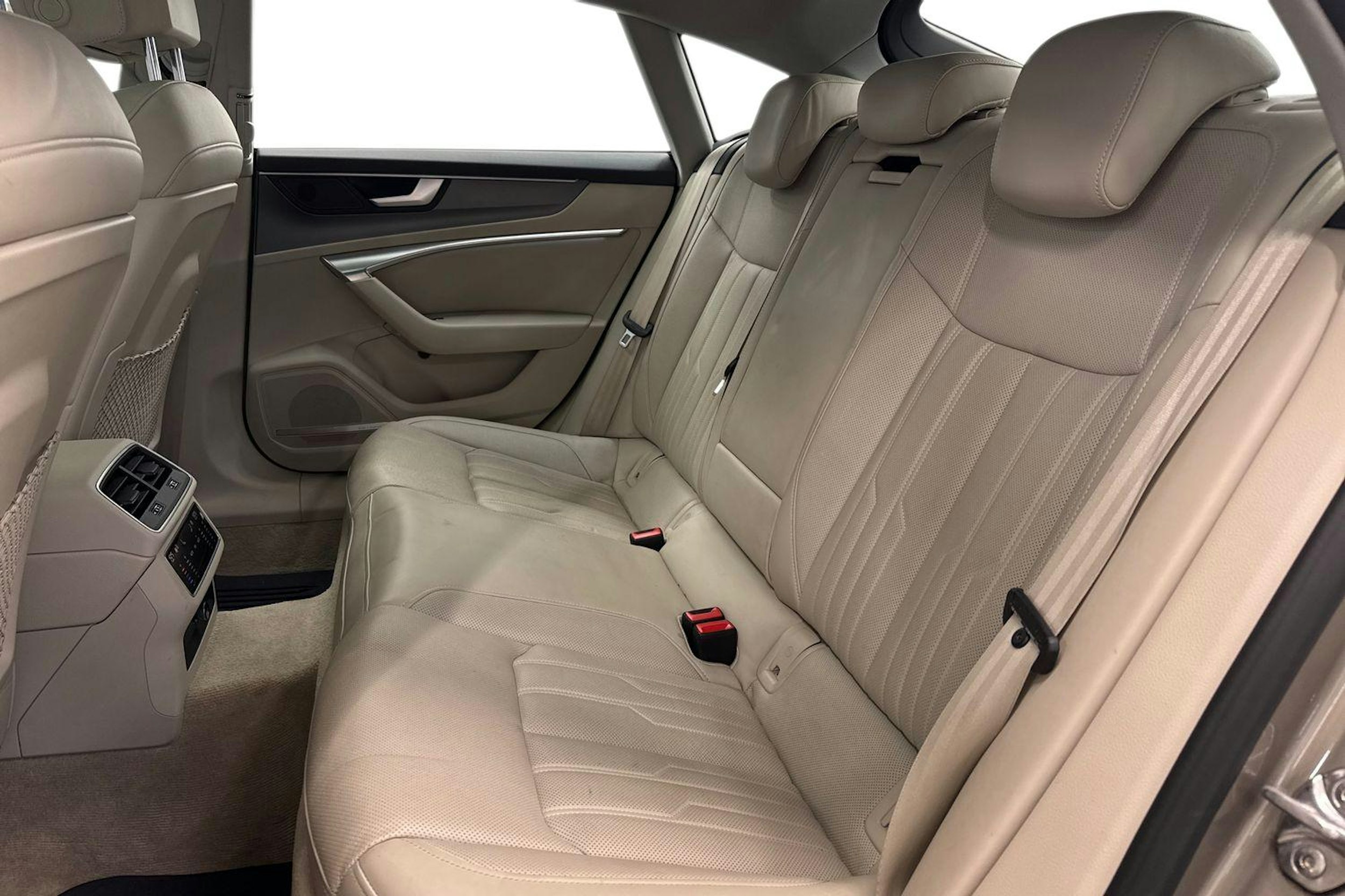 Ruskea (beige) Audi A7 2021 kuva 10.
