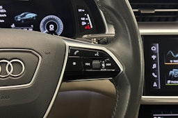 Ruskea (beige) Audi A7 2021 kuva 16.